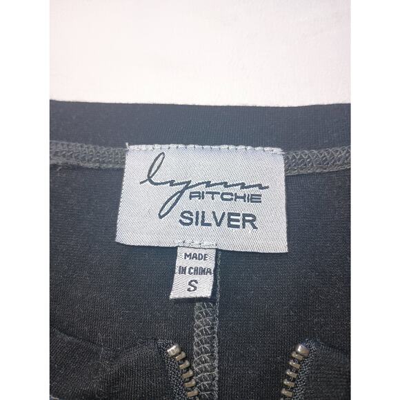 Lynn Ritchie Women's Gray Black Long sleeve Zip Top Size Small *flawed* - Picture 2 of 5